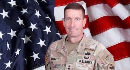 USARPAC Deputy Commanding General Lands In Colombo